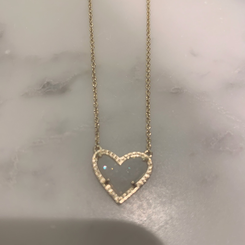 Kendra Scott Gold Heart Necklace